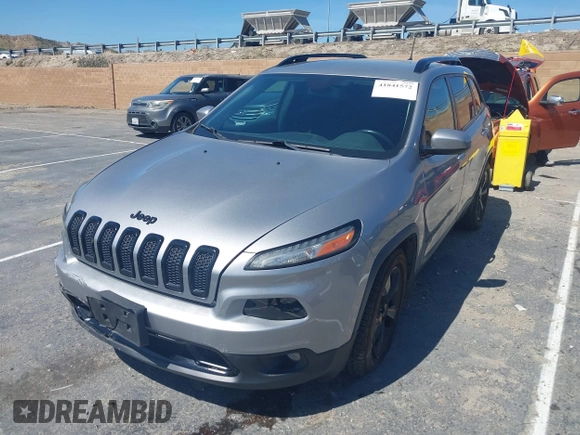 2016 Jeep Cherokee Latitude with VIN 1C4PJMCS4GW170322, listed as a IAAI auction lot 41841572 with 112,884 mi miles and . Bid and sale history available at carsss.com. Image 2.