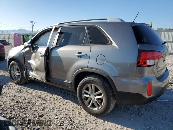2015 Kia Sorento LX with VIN 5XYKTCA62FG553241, listed as a Copart auction lot 63817065 with 183,606 mi miles and Salvage title. Bid and sale history available at DreamBid. Image 2.