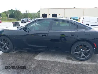 2020 Dodge Charger SXT z VIN 2C3CDXBG4LH238412, wystawiony jako IAAI lot #42494489 z przebiegiem 102 337 mil mil oraz . Historia ofert i sprzedaży dostępna na DreamBid. Obrazek 15.