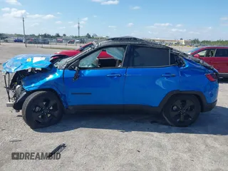 2019 Jeep Compass Latitude with VIN 3C4NJCBB4KT667615, listed as a IAAI auction lot 42154977 with 63,653 mi miles and . Bid and sale history available at DreamBid. Image 13.