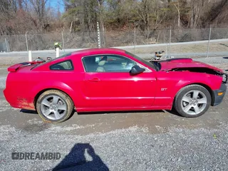 2007 Ford Mustang GT Deluxe with VIN 1ZVFT82H175367454, listed as a IAAI auction lot 41585612 with 210,182 mi miles. Bid and sale history available at carsss.com. Image 13.