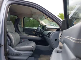 2021 Lincoln Navigator Black Label z VIN 5LMJJ3TT9MEL04485, wystawiony jako IAAI lot #42076087 z przebiegiem 69 704 mil mil oraz . Historia ofert i sprzedaży dostępna na DreamBid. Obrazek 5.