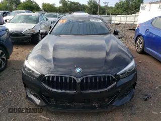 2022 BMW 8 Series M850i with VIN WBAGV8C01NCH65668, listed as a Copart auction lot 61305903 with 0 mi miles. Bid and sale history available at carsss.com. Image 5.