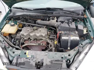 2000 Ford Focus LX with VIN 1FAFP33P8YW336316, listed as a IAAI auction lot 41904496 with 215,100 mi miles and . Bid and sale history available at carsss.com. Image 10.