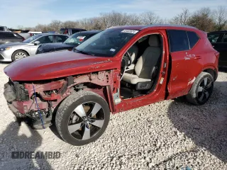2019 Volvo XC40 Momentum z VIN YV4AC2HK3K2051316, wystawiony jako Copart lot #40485524 z przebiegiem 52 391 mil mil oraz . Historia ofert i sprzedaży dostępna na DreamBid. Obrazek 1.