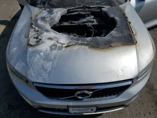 2019 Volvo XC40 Momentum с VIN YV4162UKXK2060334, выставлен на аукционе Copart как лот 55157335 с пробегом Не указан миль и Списание • Salvage title. История ставок и продаж доступна на DreamBid. Изображение 12.