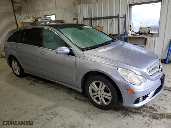 2008 Mercedes-Benz R-Class 3.5L with VIN 4JGCB65E88A084472, listed as a Copart auction lot 84760364 with 145,480 mi miles and Salvage Title. Bid and sale history available at carsss.com. Image 4.