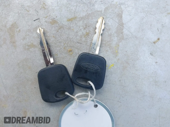 2003 Ford Focus ZX3 с VIN 3FAFP31303R176718, выставлен на аукционе IAAI как лот 40073034 с пробегом 148 927 миль миль и . История ставок и продаж доступна на DreamBid. Изображение 11.