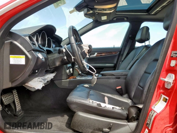 2014 Mercedes-Benz C 250 Sport with VIN WDDGF4HB8EA927880, listed as a Copart auction lot 58507445 with 152,995 mi miles and Salvage title. Bid and sale history available at DreamBid. Image 7.
