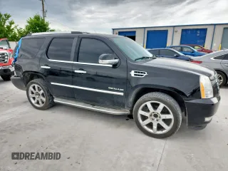 2014 Cadillac Escalade Luxury z VIN 1GYS3BEF7ER155019, wystawiony jako Copart lot #59589975 z przebiegiem 153 938 mil mil oraz Szkoda całkowita • Salvage title. Historia ofert i sprzedaży dostępna na DreamBid. Obrazek 4.