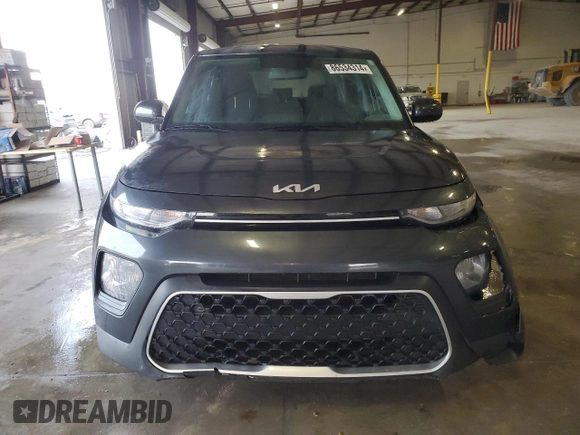 2022 Kia Soul LX with VIN KNDJ23AU1N7821317, listed as a Copart auction lot 86534314 with 57,611 mi miles and Salvage Title. Bid and sale history available at carsss.com. Image 5.