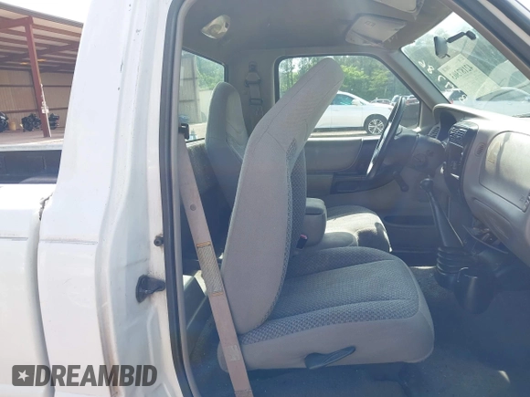 1999 Ford Ranger XL with VIN 1FTYR10C8XUB79786, listed as a IAAI auction lot 42187303 with 282,377 mi miles and . Bid and sale history available at DreamBid. Image 8.