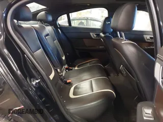 2014 Jaguar XF V6 SC with VIN SAJWJ0EF2E8U13746, listed as a IAAI auction lot 41608420 with 141,476 mi miles. Bid and sale history available at carsss.com. Image 8.