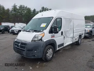 2015 Ram ProMaster Cargo with VIN 3C6URVJGXFE515112, listed as a IAAI auction lot 42016032 with 354,180 mi miles. Bid and sale history available at carsss.com. Image 2.