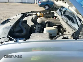 2004 Chevrolet Avalanche Z66 с VIN 3GNEC12T04G137281, выставлен на аукционе IAAI как лот 41813541 с пробегом 221 555 миль миль и . История ставок и продаж доступна на DreamBid. Изображение 13.