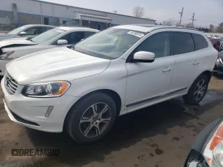 2014 Volvo XC60 3.0L R-Design Premier Plus with VIN YV4902DZ2E2537215, listed as a Copart auction lot 50700915 with 149,919 mi miles and Salvage Title. Bid and sale history available at carsss.com. Image 1.