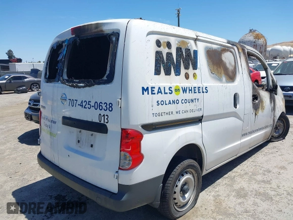 2017 Nissan NV200 S z VIN 3N6CM0KN5HK722530, wystawiony jako IAAI lot #42337572 z przebiegiem Nie podano mil oraz . Historia ofert i sprzedaży dostępna na DreamBid. Obrazek 4.