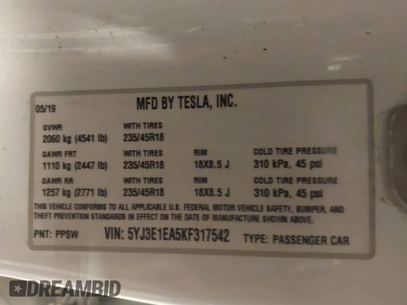 2019 Tesla Model 3 Mid Range z VIN 5YJ3E1EA5KF317542, wystawiony jako IAAI lot #42050461 z przebiegiem 55 054 mil mil oraz . Historia ofert i sprzedaży dostępna na DreamBid. Obrazek 9.