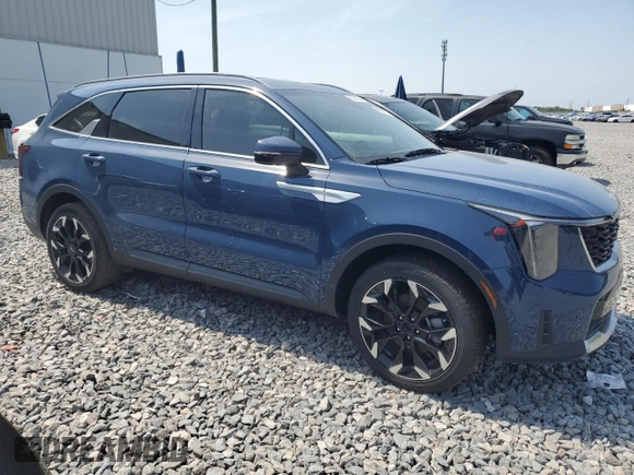 2025 Kia Sorento EX z VIN 5XYRH4JF1SG315168, wystawiony jako Copart lot #59580735 z przebiegiem Nie podano mil oraz Szkoda całkowita • Salvage title. Historia ofert i sprzedaży dostępna na DreamBid. Obrazek 4.
