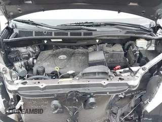 2017 Toyota Sienna XLE Auto Access Seat with VIN 5TDYZ3DC8HS776058, listed as a IAAI auction lot 41945909 with 138,899 mi miles. Bid and sale history available at carsss.com. Image 10.