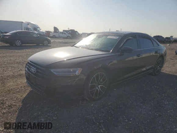 2021 Audi A8 z VIN WAU8DAF82MN007466, wystawiony jako Copart lot #52255715 z przebiegiem Nie podano mil oraz Szkoda całkowita • Salvage title. Historia ofert i sprzedaży dostępna na DreamBid. Obrazek 1.
