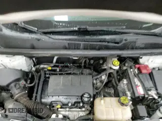 2020 Buick Encore Essence z VIN KL4CJCSB0LB048269, wystawiony jako Copart lot #63662835 z przebiegiem 122 143 mil mil oraz Nie do naprawy • Non repairable. Historia ofert i sprzedaży dostępna na DreamBid. Obrazek 17.
