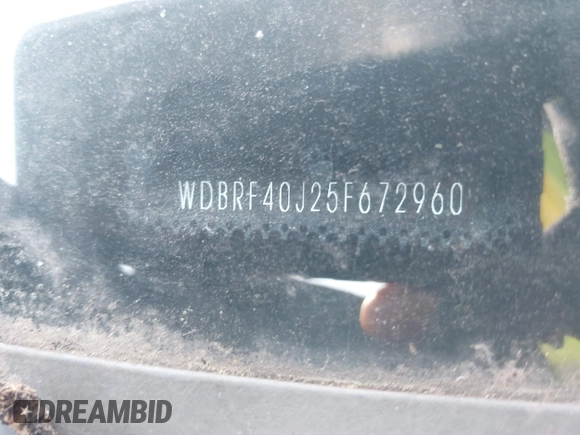 2005 Mercedes-Benz C 230 Kompressor z VIN WDBRF40J25F672960, wystawiony jako IAAI lot #42400873 z przebiegiem Nie podano mil oraz . Historia ofert i sprzedaży dostępna na DreamBid. Obrazek 9.