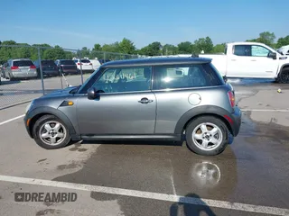 2010 MINI Hardtop with VIN WMWMF3C51ATZ61146, listed as a IAAI auction lot 42611461 with 96,038 mi miles and . Bid and sale history available at DreamBid. Image 13.