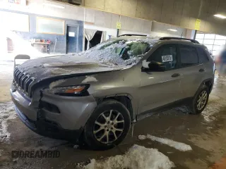 2017 Jeep Cherokee Sport with VIN 1C4PJMAB7HW658278, listed as a Copart auction lot 46120015 with 119,928 mi miles and Clean Title. Bid and sale history available at carsss.com. Image 1.
