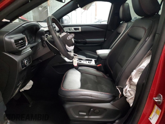 2023 Ford Explorer ST-Line with VIN 1FMSK8KH0PGC01673, listed as a Copart auction lot 62283555 with 7,800 mi miles and Salvage title. Bid and sale history available at DreamBid. Image 7.