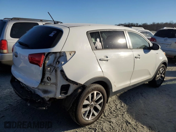 2015 Kia Sportage LX with VIN KNDPBCAC3F7781972, listed as a Copart auction lot 46041475 with 140,832 mi miles and Salvage Title. Bid and sale history available at carsss.com. Image 3.