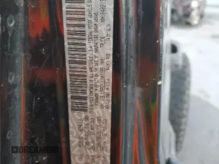 2020 Jeep Gladiator Rubicon z VIN 1C6JJTBG5LL101185, wystawiony jako Copart lot #83012014 z przebiegiem Nie podano mil oraz Nie do naprawy • Non repairable. Historia ofert i sprzedaży dostępna na DreamBid. Obrazek 14.