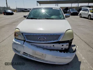 2005 Ford Five Hundred Limited с VIN 1FAHP281X5G134638, выставлен на аукционе Copart как лот 58256315 с пробегом Не указан миль и Чистый • Clean title. История ставок и продаж доступна на DreamBid. Изображение 5.
