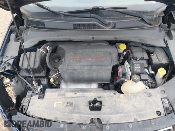 2018 Jeep Compass Altitude with VIN 3C4NJDBB8JT142514, listed as a IAAI auction lot 41528444 with 102,874 mi miles and . Bid and sale history available at carsss.com. Image 10.