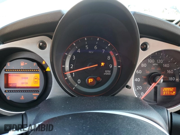 2017 Nissan 370Z with VIN JN1AZ4EH8HM954423, listed as a Copart auction lot 46236975 with 28,992 mi miles and Salvage Title. Bid and sale history available at DreamBid. Image 9.