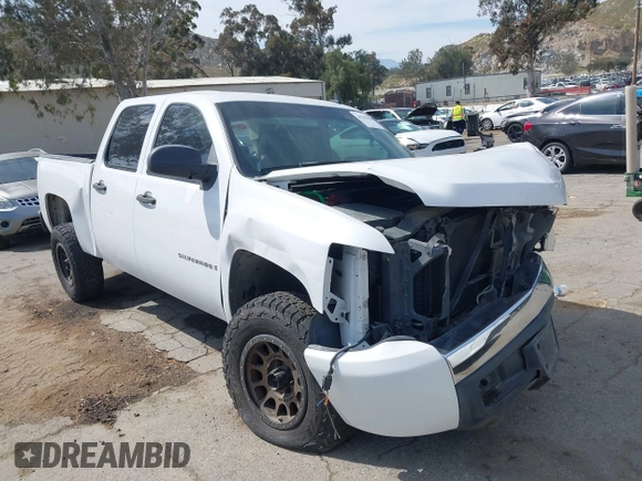 2007 Chevrolet Silverado 1500 1LT with VIN 2GCEC13J471517260, listed as a IAAI auction lot 39369498 with 183,703 mi miles and . Bid and sale history available at DreamBid. Image 1.