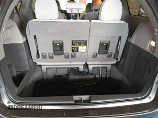 2020 Toyota Sienna L with VIN 5TDZZ3DC1LS064570, listed as a IAAI auction lot 42751999 with 48,707 mi miles and . Bid and sale history available at DreamBid. Image 1.