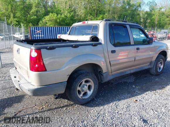 2004 Ford Explorer Sport Trac XLS z VIN 1FMZU77K84UA47217, wystawiony jako IAAI lot #42169359 z przebiegiem 169 053 mil mil oraz . Historia ofert i sprzedaży dostępna na DreamBid. Obrazek 4.