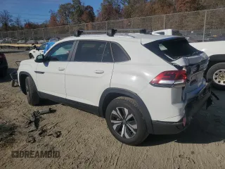 2024 Volkswagen Atlas SE with VIN 1V2LE2CA0RC236608, listed as a Copart auction lot 79430654 with 9,705 mi miles and Salvage title. Bid and sale history available at DreamBid. Image 2.
