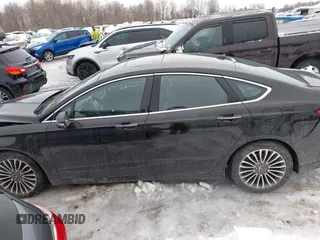 2017 Ford Fusion SE with VIN 3FA6P0H93HR136181, listed as a IAAI auction lot 41643411 with 58,545 mi miles. Bid and sale history available at carsss.com. Image 14.