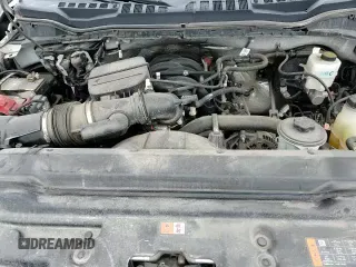2021 Ford F-250 XL z VIN 1FT7W2BN8MED45769, wystawiony jako Copart lot #56361955 z przebiegiem 93 595 mil mil oraz Czysty tytuł • Clean title. Historia ofert i sprzedaży dostępna na DreamBid. Obrazek 13.
