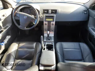 2010 Volvo V50 с VIN YV1390MW3A2537432, выставлен на аукционе Copart как лот 75631654 с пробегом 120 536 миль миль и Списание • Salvage title. История ставок и продаж доступна на DreamBid. Изображение 8.