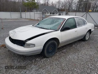 1997 Chrysler LHS z VIN 2C3HC56FXVH592484, wystawiony jako IAAI lot #41667403 z przebiegiem 139 051 mil mil oraz . Historia ofert i sprzedaży dostępna na DreamBid. Obrazek 2.