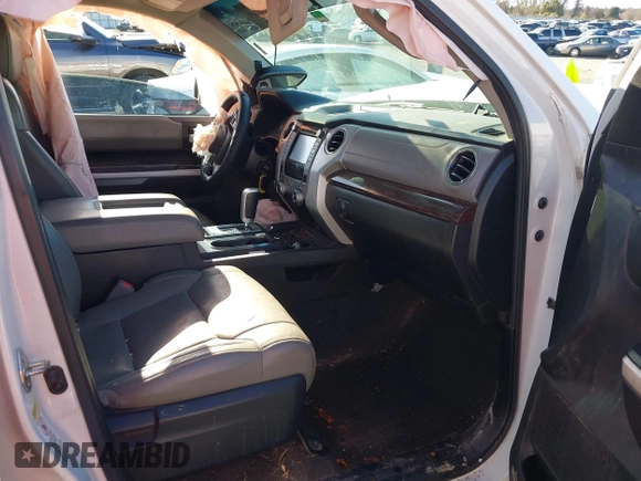 2014 Toyota Tundra 4WD Truck LTD with VIN 5TFHW5F16EX372679, listed as a IAAI auction lot 41736049 with 247,000 mi miles. Bid and sale history available at carsss.com. Image 5.