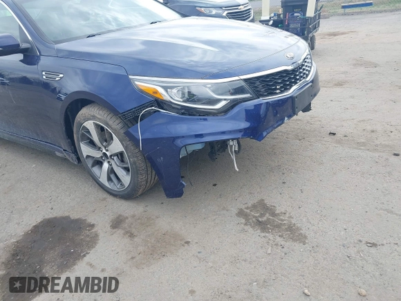 2020 Kia Optima LX with VIN 5XXGT4L35LG418172, listed as a IAAI auction lot 41871881 with 65,740 mi miles. Bid and sale history available at carsss.com. Image 15.