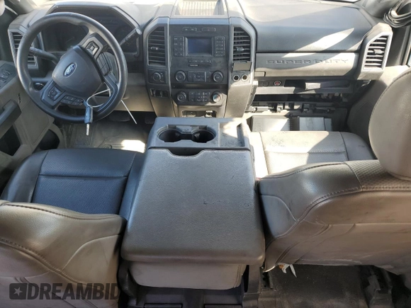 2020 Ford F-250 XL z VIN 1FT7W2ATXLEC37779, wystawiony jako Copart lot #42181425 z przebiegiem 126 511 mil mil oraz Nie do naprawy • Non repairable. Historia ofert i sprzedaży dostępna na DreamBid. Obrazek 8.