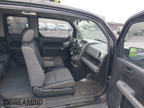 2006 Honda Element EX with VIN 5J6YH28696L020359, listed as a IAAI auction lot 42257307 with 274,892 mi miles and . Bid and sale history available at DreamBid. Image 5.