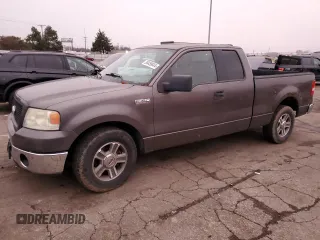 2006 Ford F-150 XL with VIN 1FTPX12VX6FB64919, listed as a Copart auction lot 85459844 with 205,074 mi miles and Clean Title. Bid and sale history available at carsss.com. Image 1.