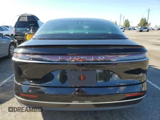 2023 Lucid Air Pure z VIN 50EA1PFA0PA006195, wystawiony jako Copart lot #49089274 z przebiegiem 5298 mil mil oraz Szkody całkowita. Historia ofert i sprzedaży dostępna na DreamBid. Obrazek 6.