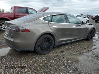 2015 Tesla Model S 85D with VIN 5YJSA1E20FF117464, listed as a Copart auction lot 54194515 with 99,446 mi miles and Clean Title. Bid and sale history available at carsss.com. Image 3.